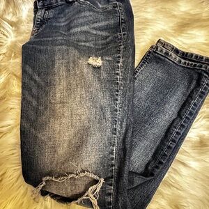 Dark Wash Distressed Jeans - Raw Hem